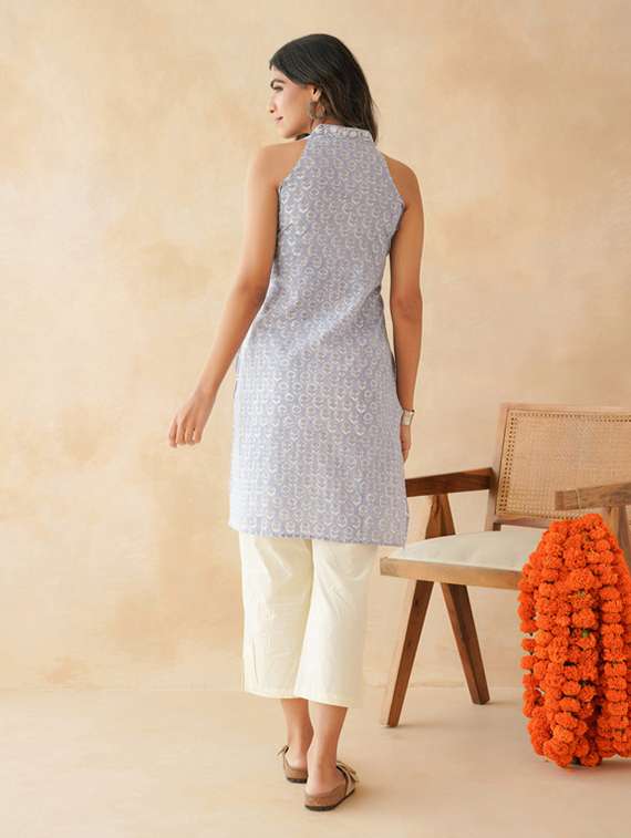 women floral printed halter neck straight kurti - 22147734 -  Standard Image - 3