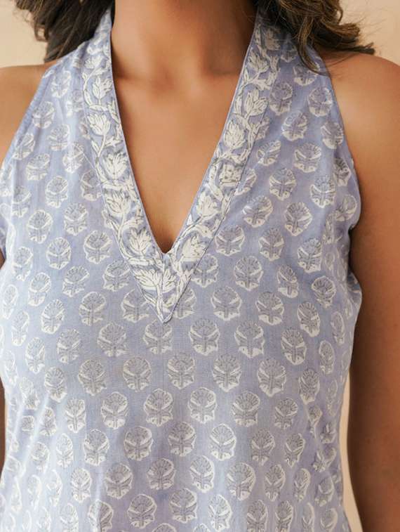 women floral printed halter neck straight kurti - 22147734 -  Standard Image - 5