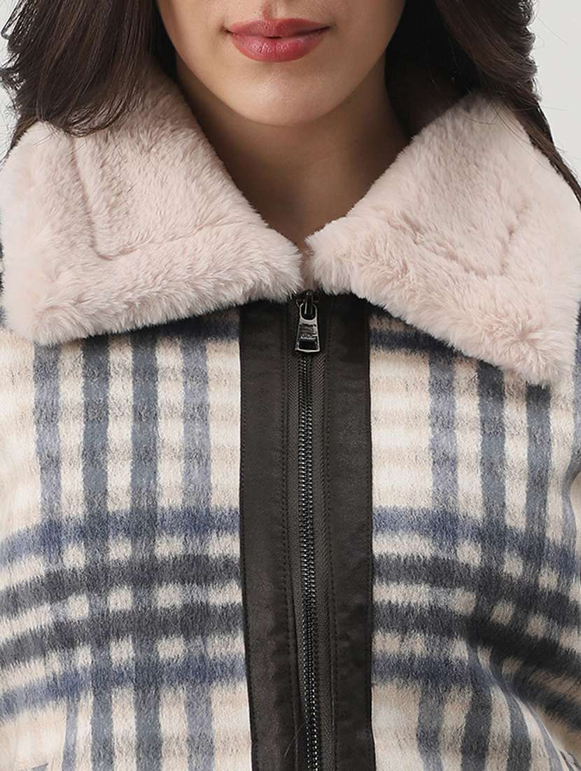 globus women cream spread collar long sleeves checked faux fur 2 pockets winter wear jacket - 22147785 -  Standard Image - 5