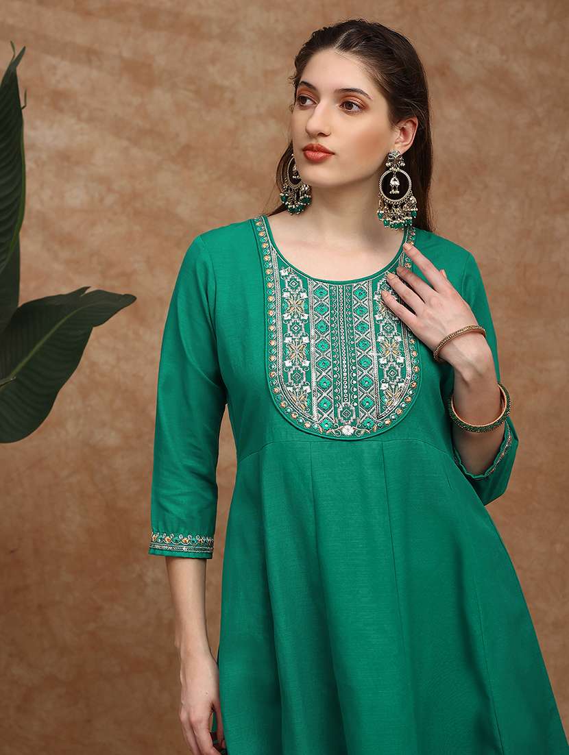 women embroidered three quarter sleeve anarkali kurta - 22147794 -  Standard Image - 3