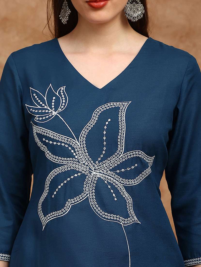 women embroidered three quarter sleeve kurta pant set - 22147797 -  Standard Image - 5