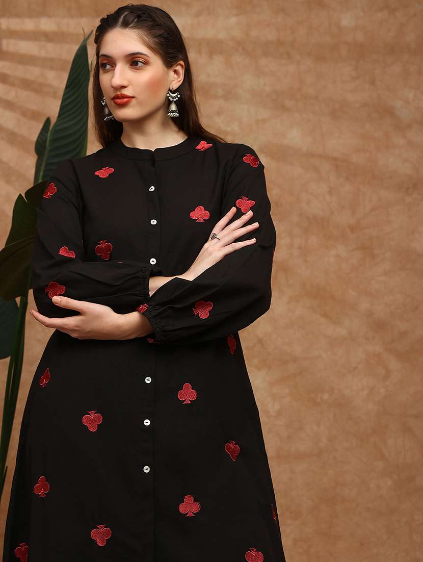 women embroidered long sleeve kurta pant set - 22147801 -  Standard Image - 3