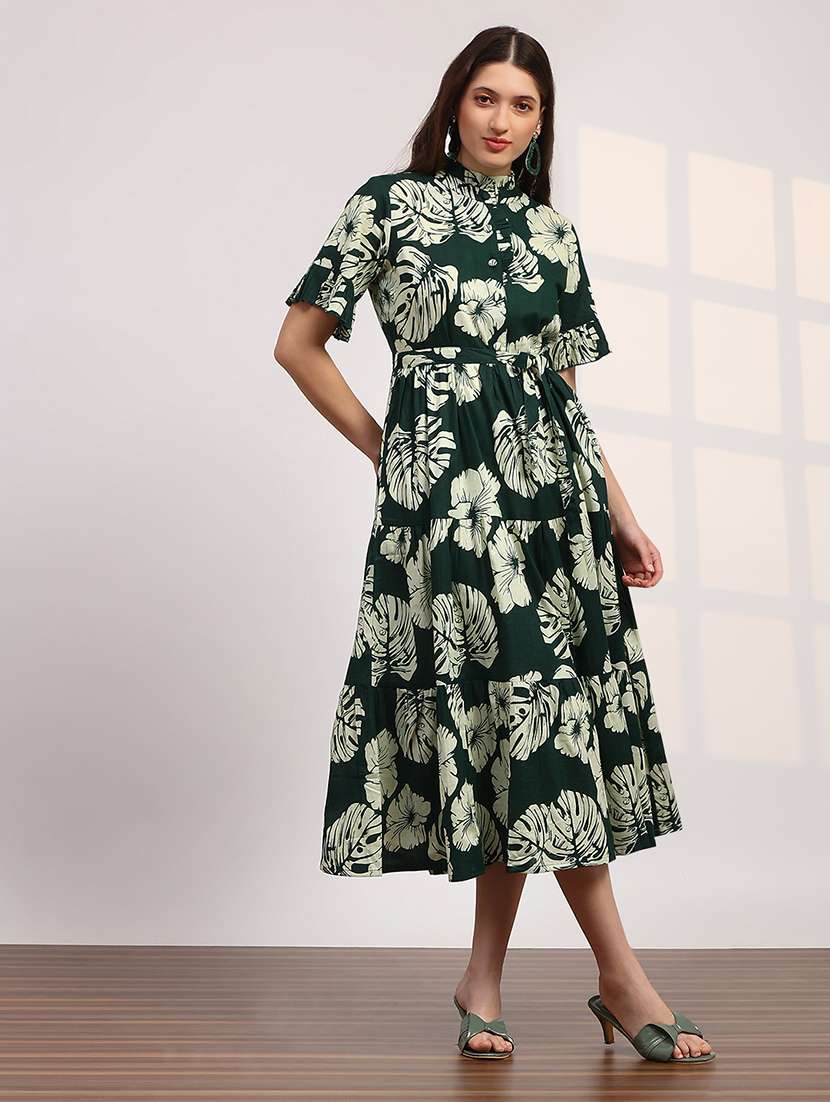women floral printed short sleeve tiered dress - 22147855 -  Zoom Image - 0