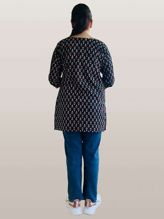 women printed three quarter sleeve straight kurti - 22147958 -  Standard Image - 3