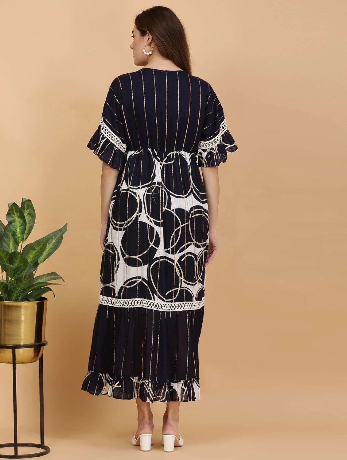 women self designed batwing sleeve tiered dress - 22148063 -  Standard Image - 3