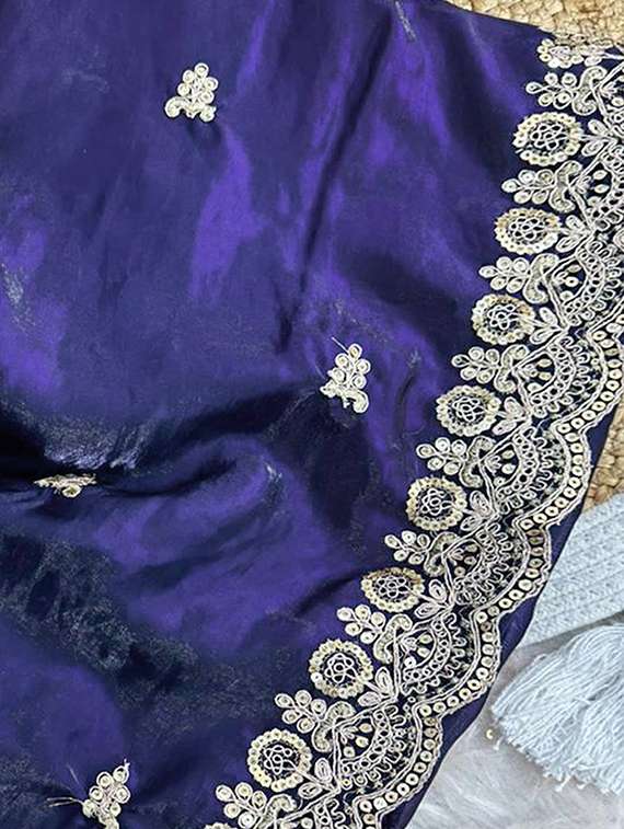 women solid with work embroidered saree with blouse - 22148150 -  Standard Image - 5