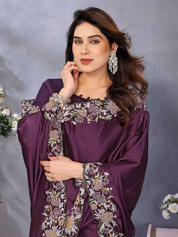 women solid with bordered saree with blouse - 22148159 -  Standard Image - 3