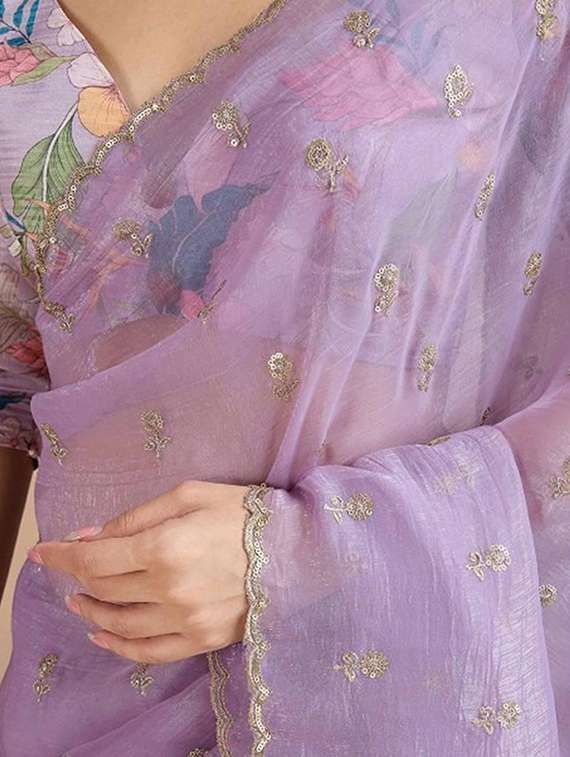 women solid with work embroidered saree with blouse - 22148177 -  Standard Image - 5