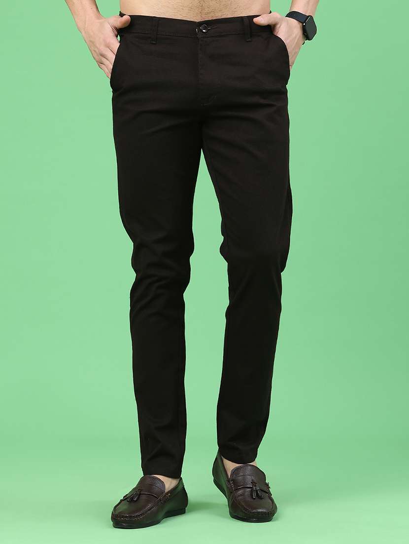 men solid mid rise chinos casual trouser