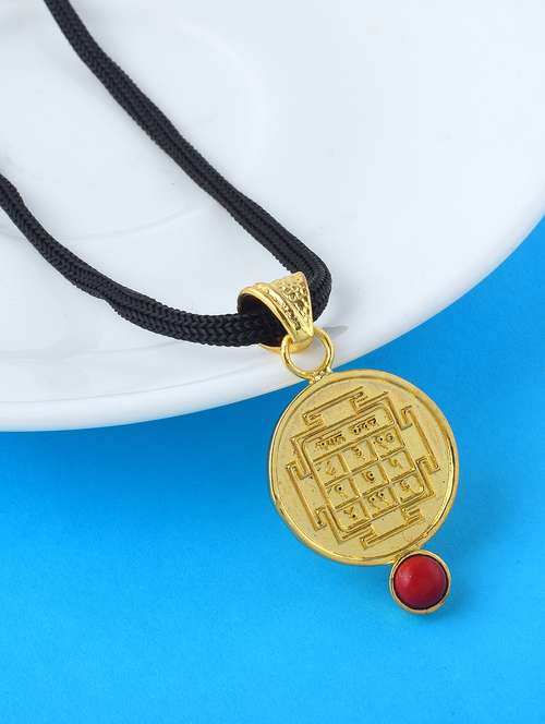 gold-plated brass pendant with gemstone - 22156204 -  Standard Image - 0