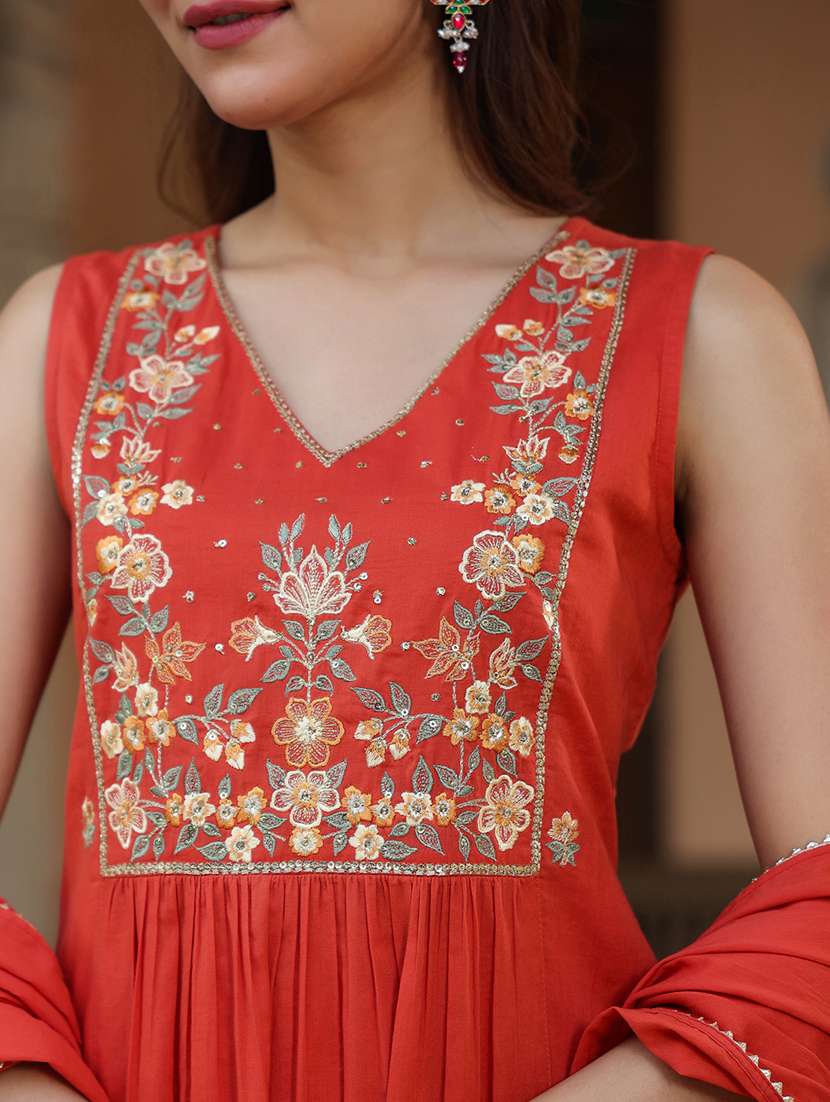 women embroidered sleeveless kurta pant with dupatta set - 22156225 -  Standard Image - 5