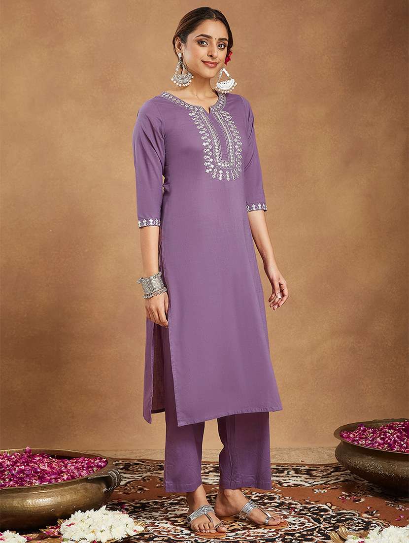 women embroidered three quarter sleeve kurta pant set - 22156238 -  Standard Image - 3