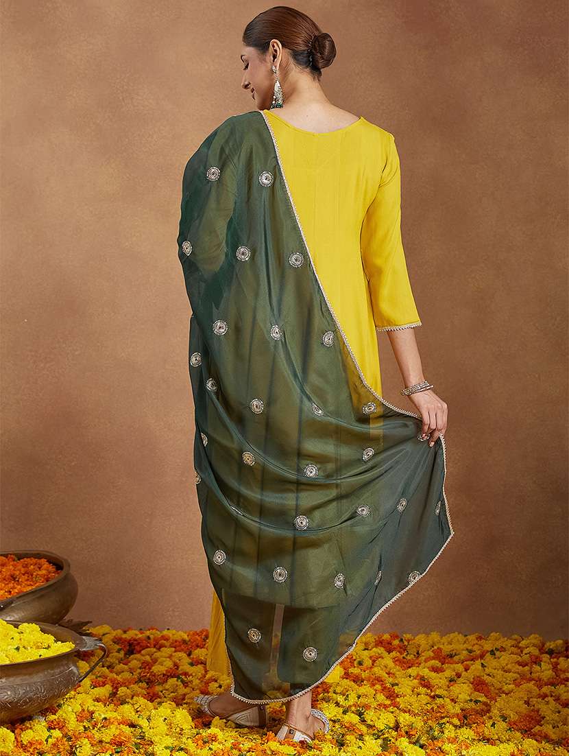 women solid three quarter sleeve kurta pant with dupatta set - 22156245 -  Standard Image - 5