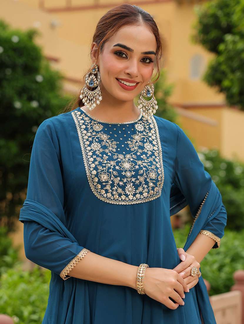 women embroidered three quarter sleeve kurta pant with dupatta set - 22156254 -  Standard Image - 5