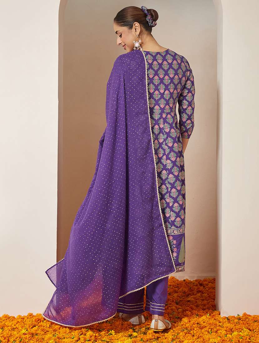 women printed three quarter sleeve kurta palazzo with dupatta set - 22156256 -  Standard Image - 3