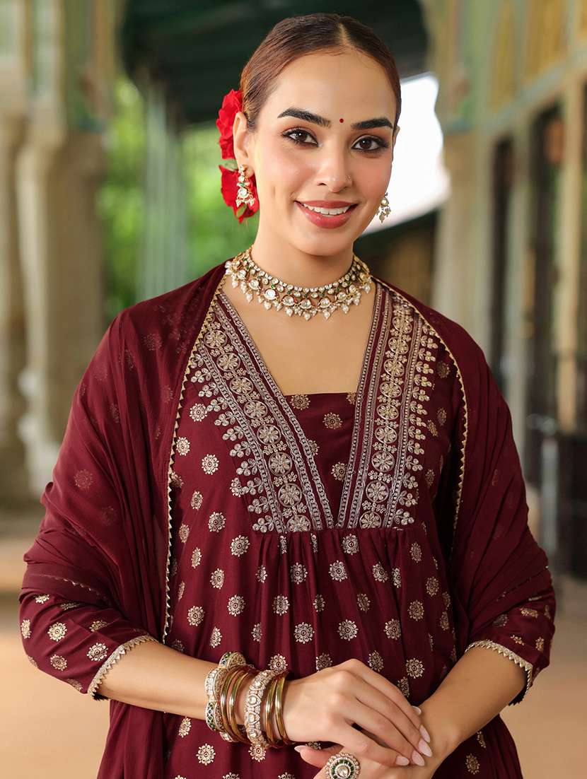 women embroidered three quarter sleeve kurta pant with dupatta set - 22156263 -  Standard Image - 5