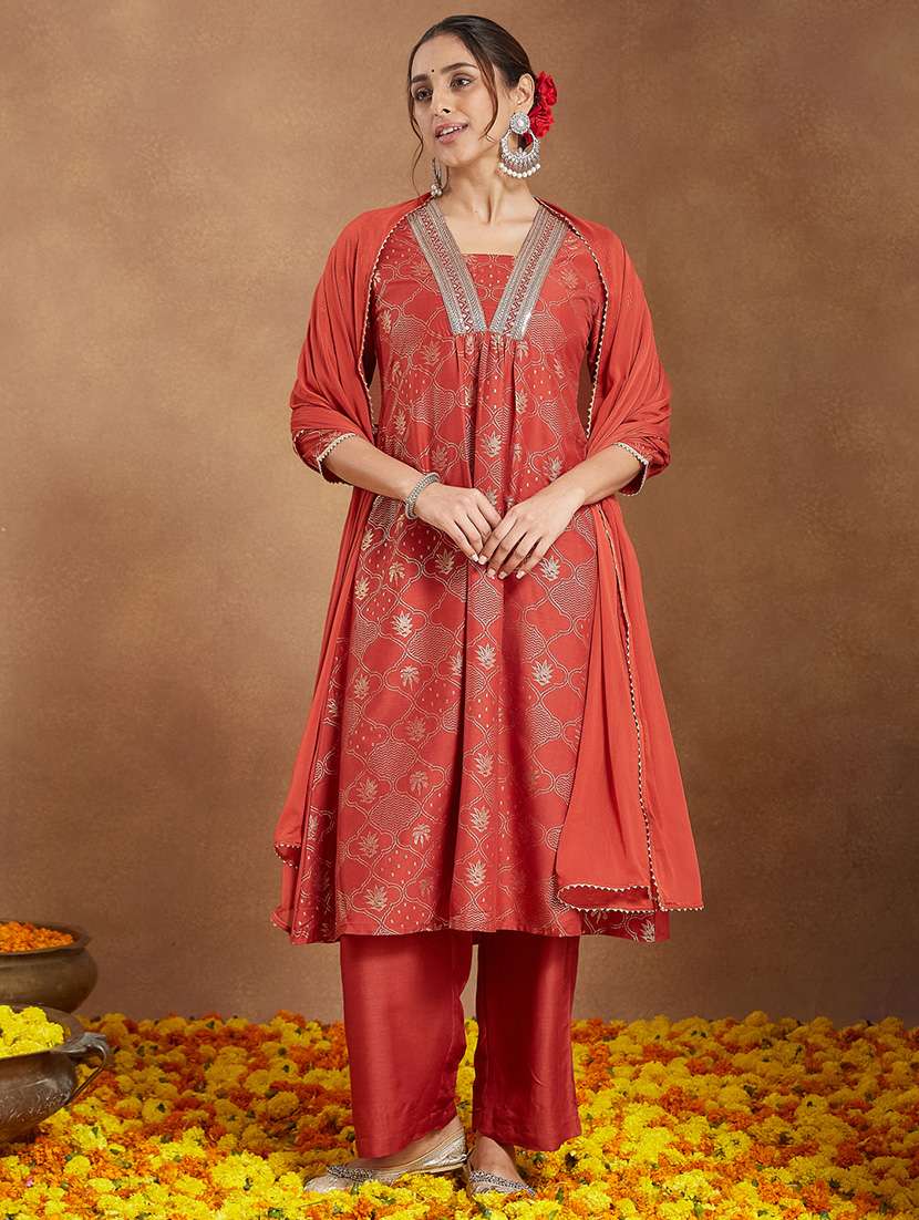 women embroidered three quarter sleeve kurta pant with dupatta set - 22156265 -  Zoom Image - 0