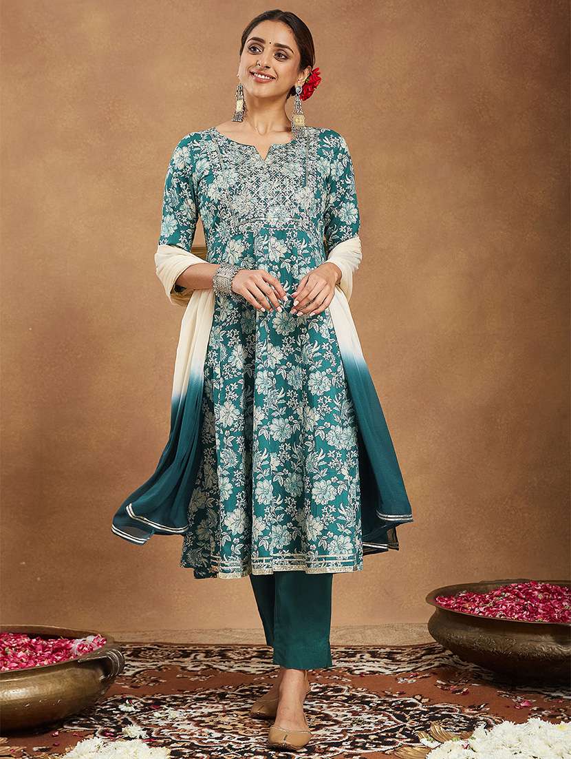 women floral three quarter sleeve kurta pant with dupatta set