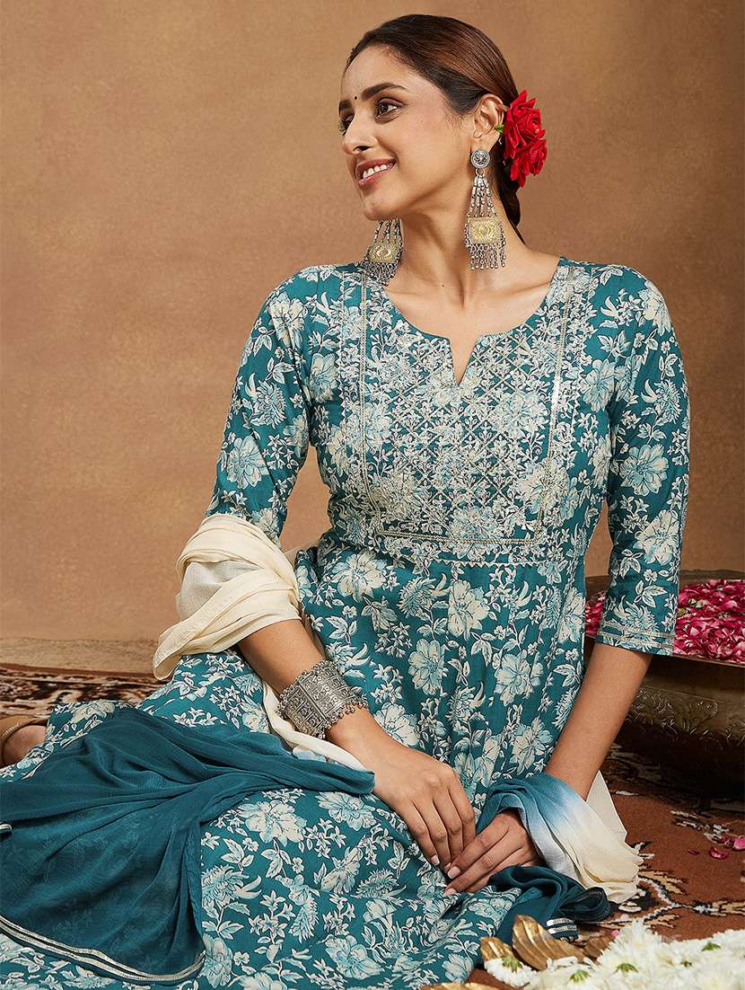 women floral three quarter sleeve kurta pant with dupatta set - 22156279 -  Standard Image - 5