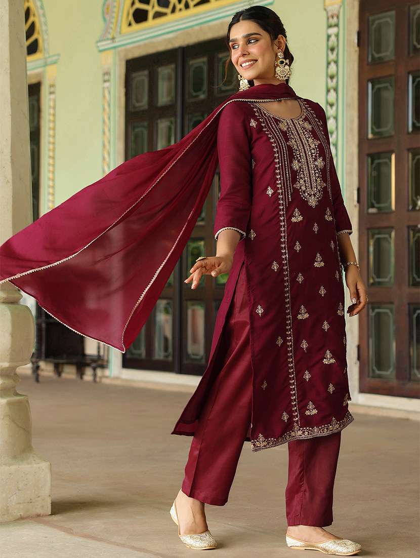 women embroidered three quarter sleeve kurta pant with dupatta set - 22156283 -  Standard Image - 3