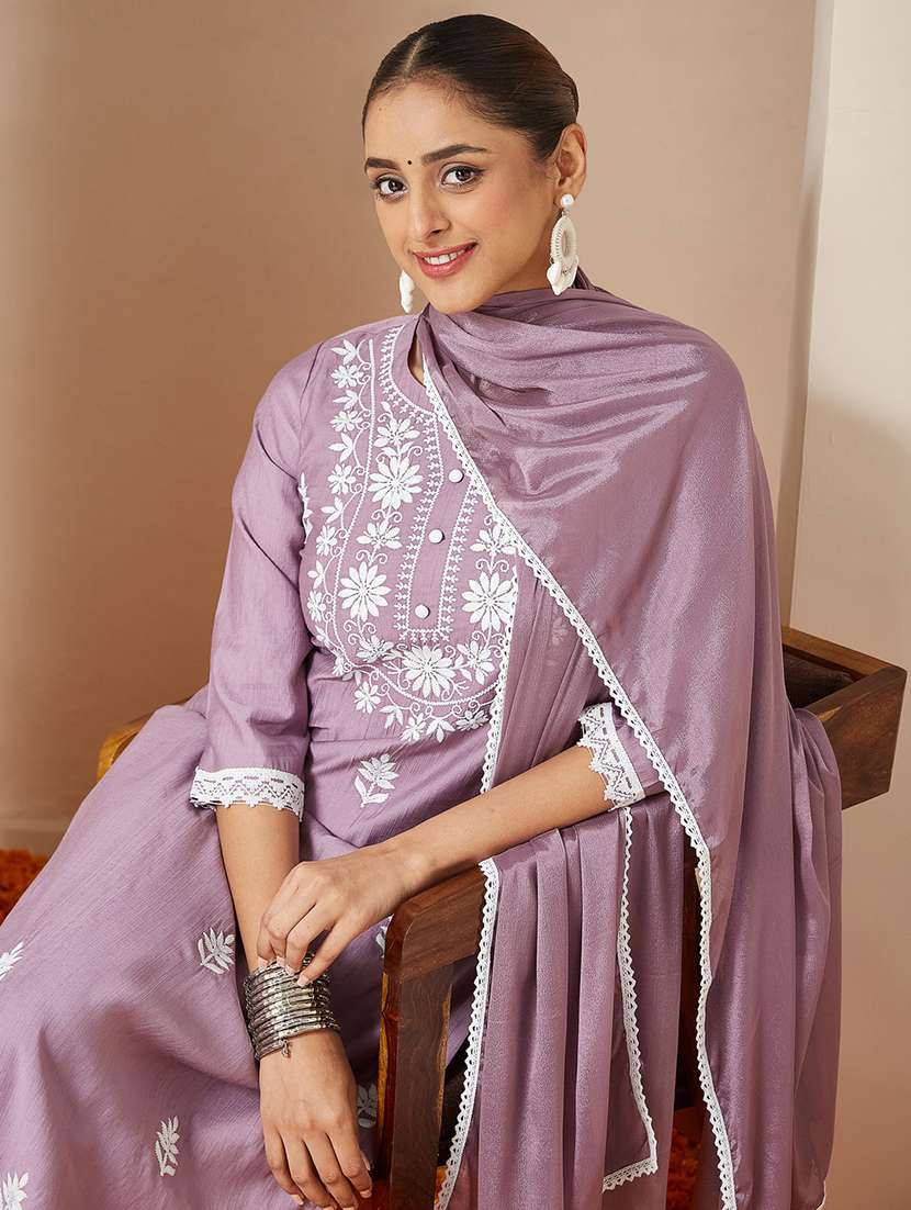 women embroidered three quarter sleeve kurta pant with dupatta set - 22156286 -  Standard Image - 5