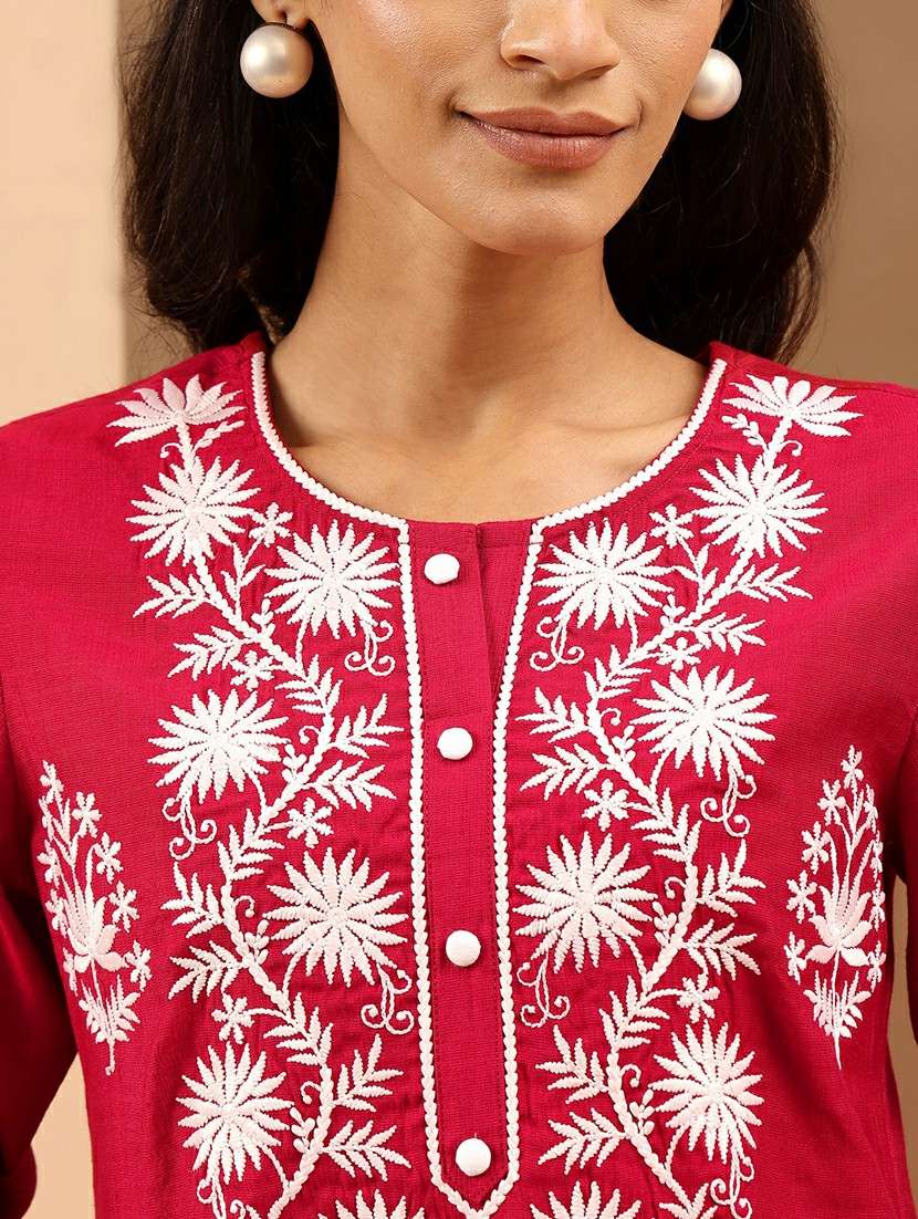 women embroidered three quarter sleeve kurta pant with dupatta set - 22156287 -  Standard Image - 5