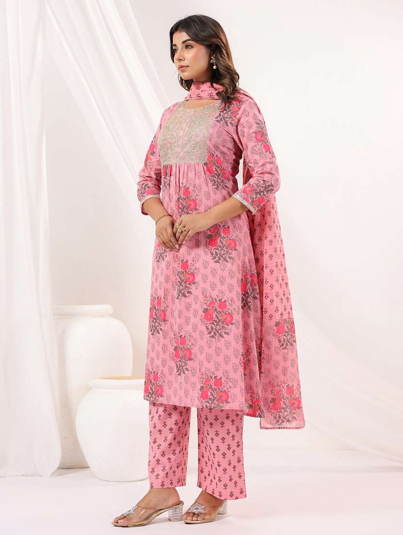 women embroidered three quarter sleeve kurta pant with dupatta set - 22156290 -  Standard Image - 3