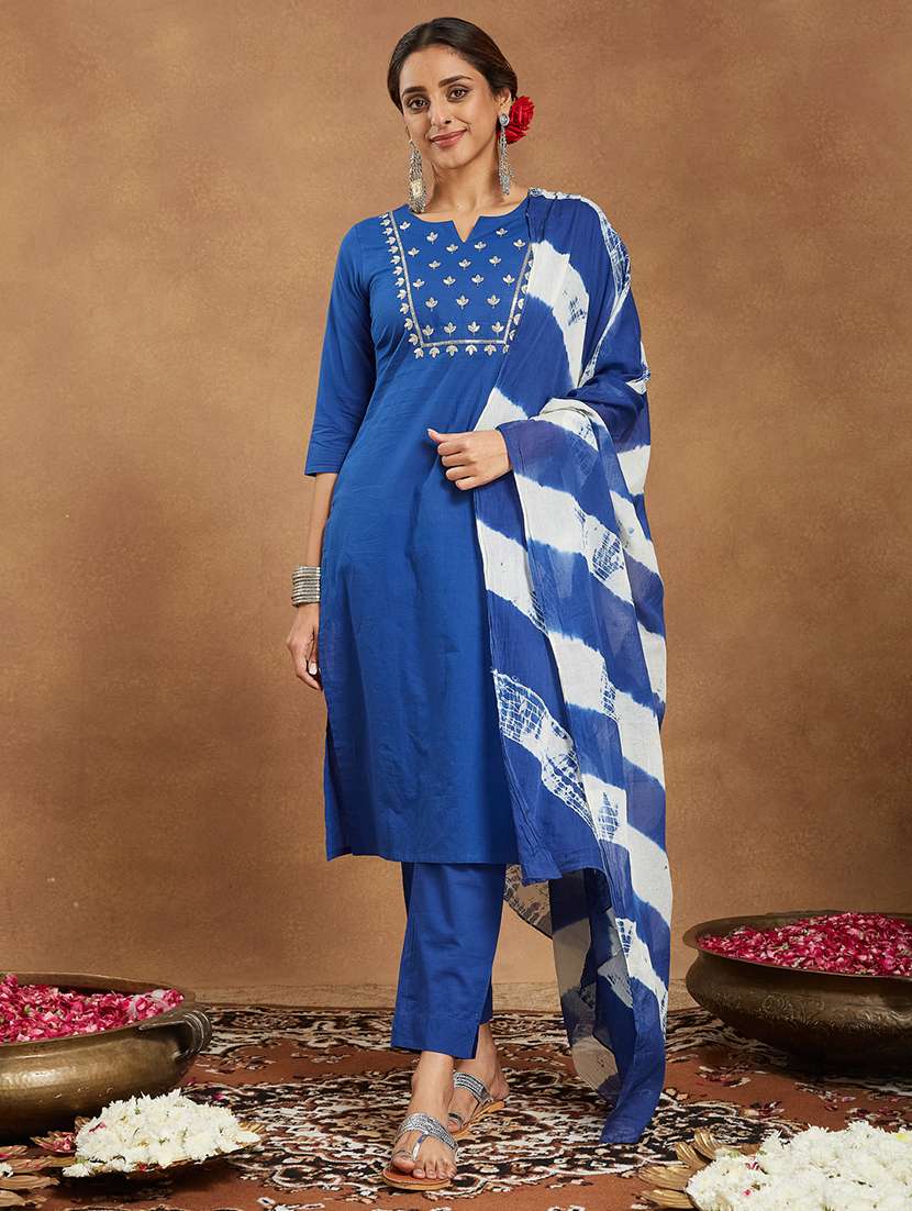 women embroidered three quarter sleeve kurta pant with dupatta set