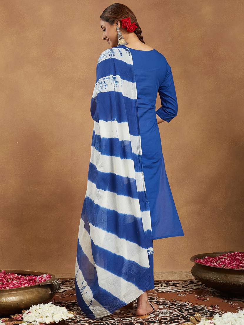 women embroidered three quarter sleeve kurta pant with dupatta set - 22156294 - Standard Image - 3