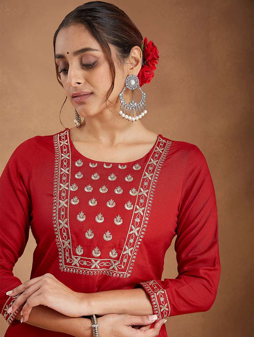 women embroidered three quarter sleeve kurta pant with dupatta set - 22156305 -  Standard Image - 5