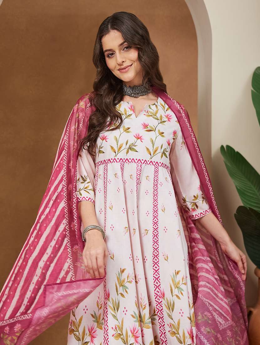 women floral three quarter sleeve kurta pant with dupatta set - 22156327 -  Standard Image - 5