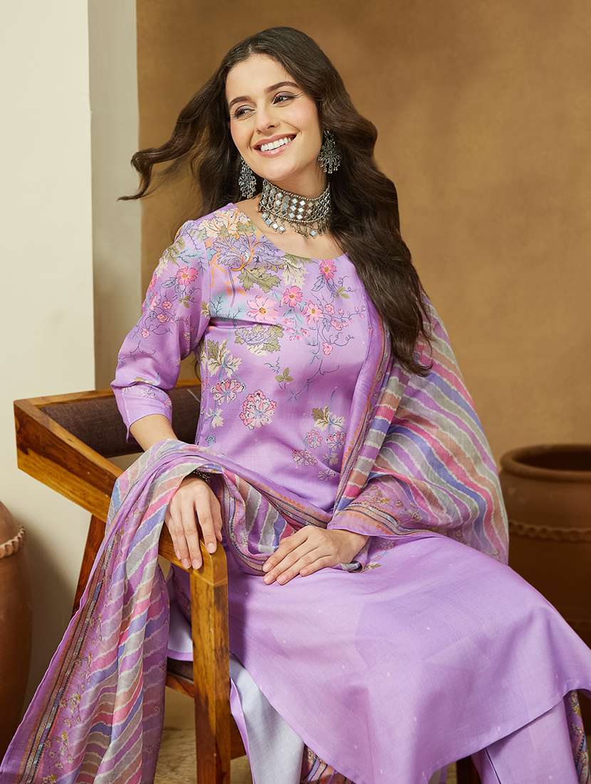 women floral three quarter sleeve kurta pant with dupatta set - 22156329 - Standard Image - 5