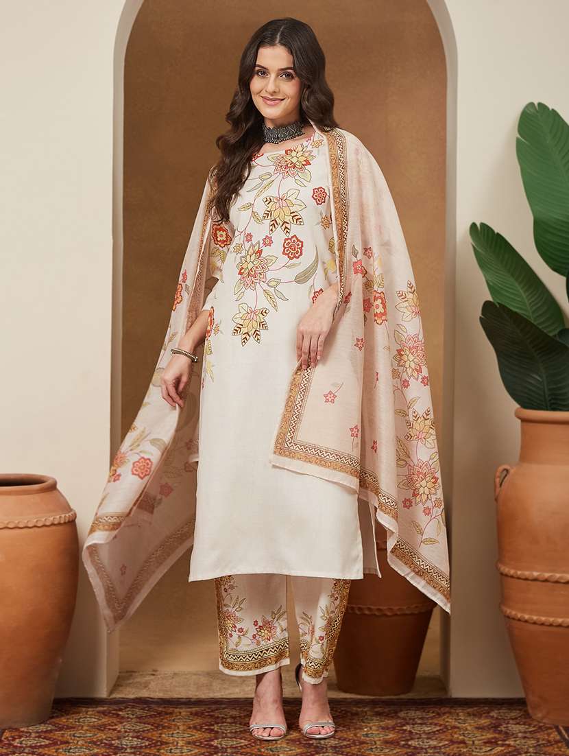 women floral three quarter sleeve kurta pant with dupatta set