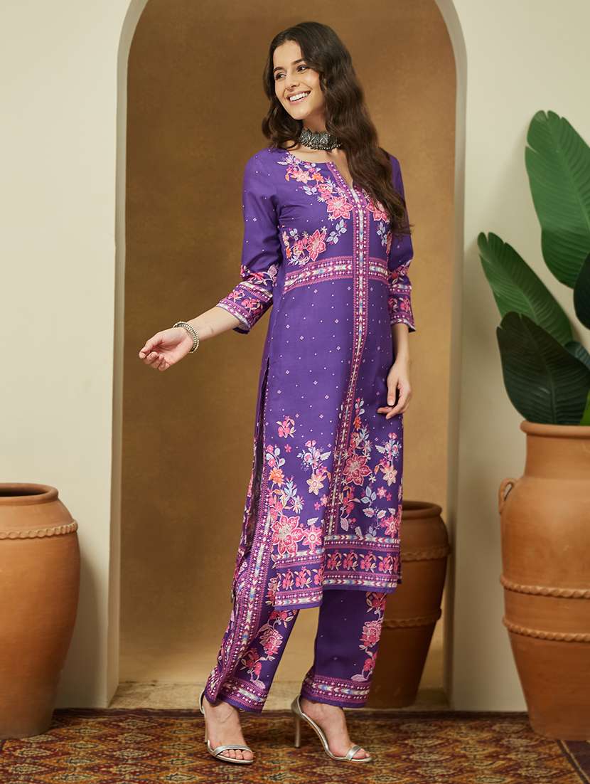 women floral three quarter sleeve kurta pant with dupatta set - 22156338 -  Standard Image - 3