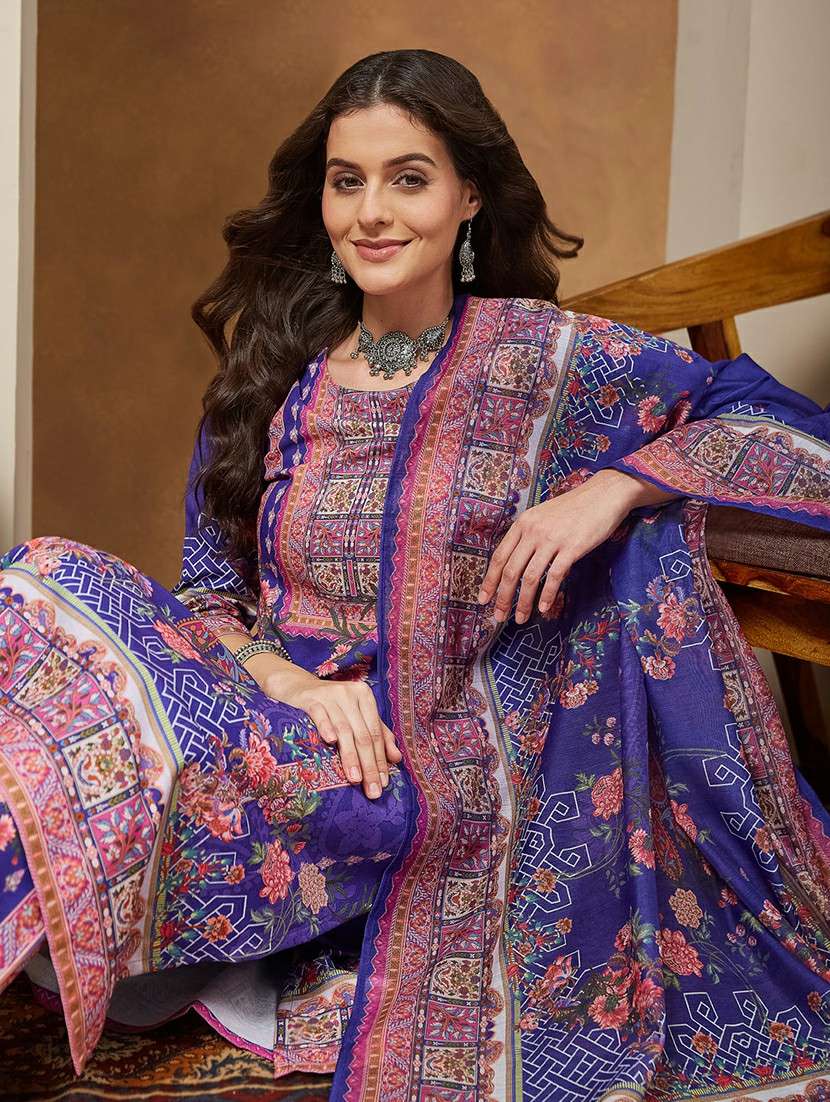 women floral three quarter sleeve kurta pant with dupatta set - 22156342 -  Standard Image - 5