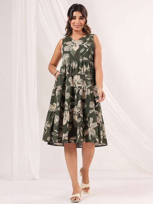 women floral print sleeveless tiered dress - 22156359 -  Standard Image - 0