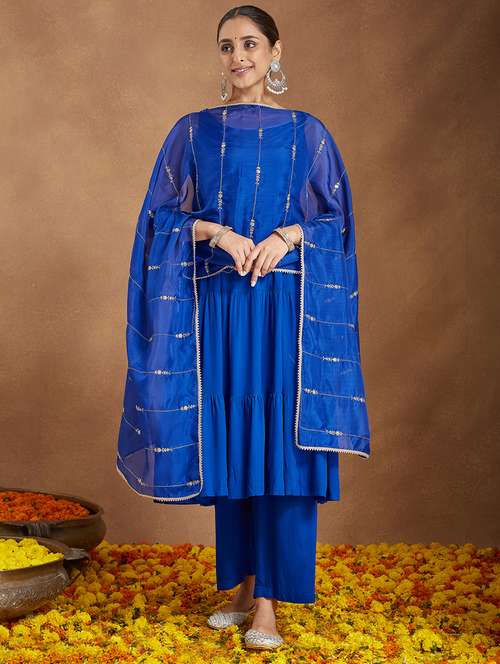 women solid sleeveless kurta pant with dupatta set - 22156368 -  Standard Image - 0