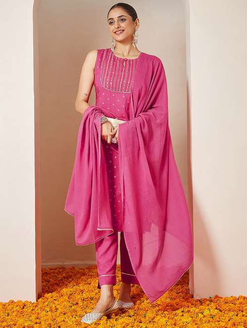 women foil print sleeveless kurta pant dupatta set - 22156370 -  Standard Image - 0