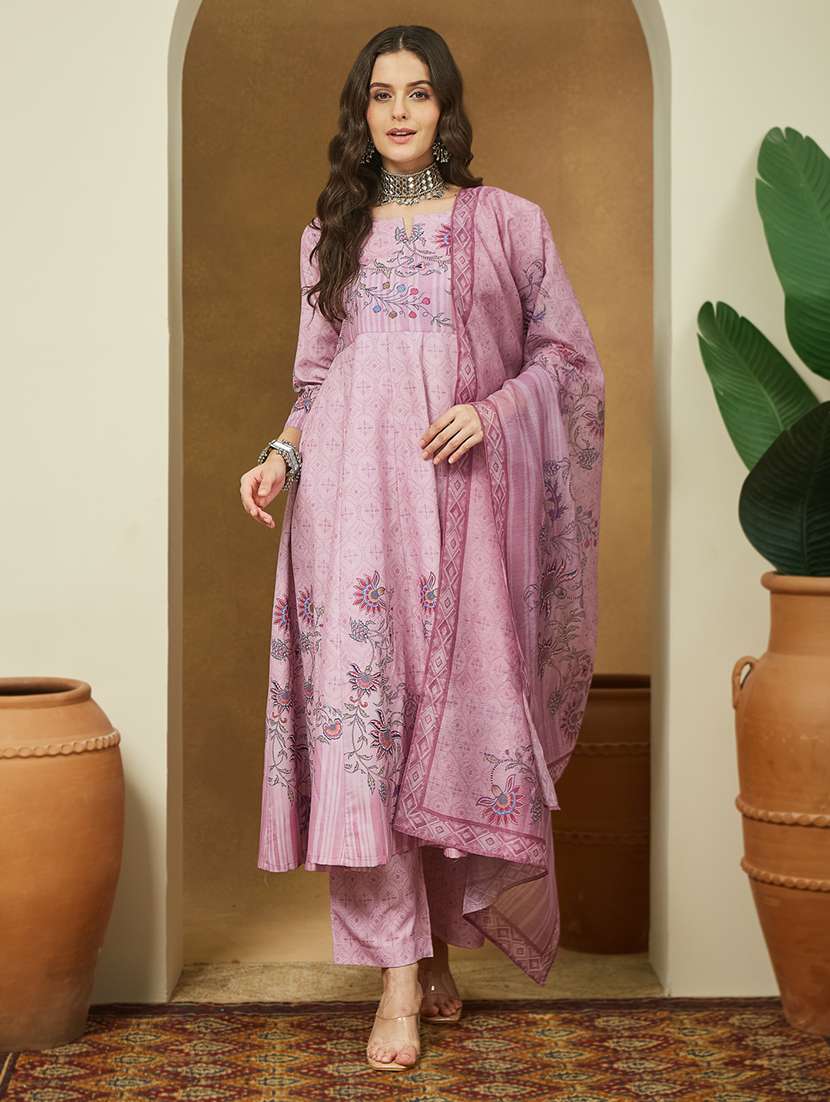 women floral three quarter sleeve kurta pant with dupatta set
