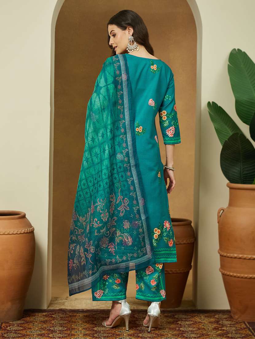 women floral three quarter sleeve kurta pant with dupatta set - 22156377 -  Standard Image - 3