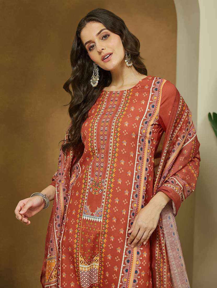 women floral three quarter sleeve kurta pant with dupatta set - 22156382 - Standard Image - 5