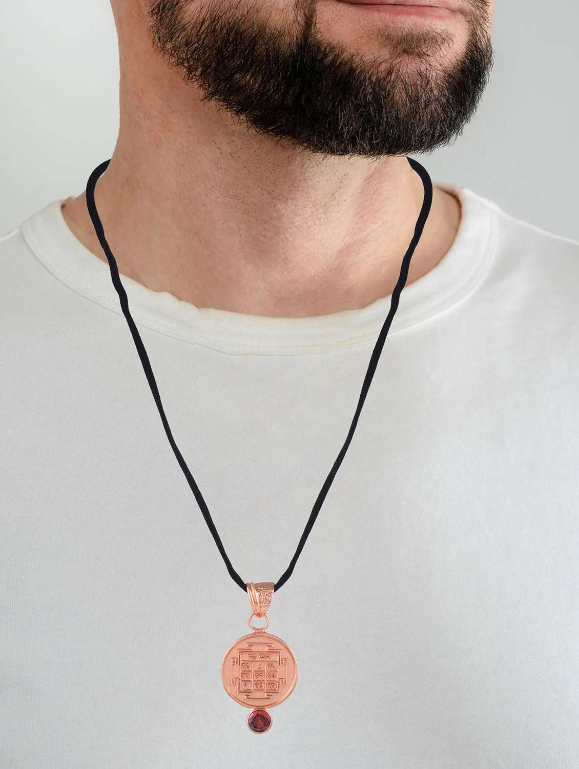 gold-plated brass pendant with gemstone - 22156754 -  Standard Image - 5