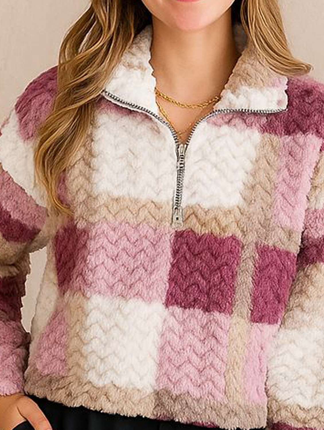women checkered long sleeve cropped sweatshirt - 22157066 - Standard Image - 3