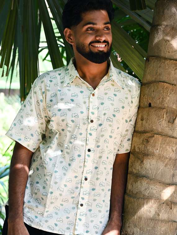 men printed short sleeve regular fit casual shirt