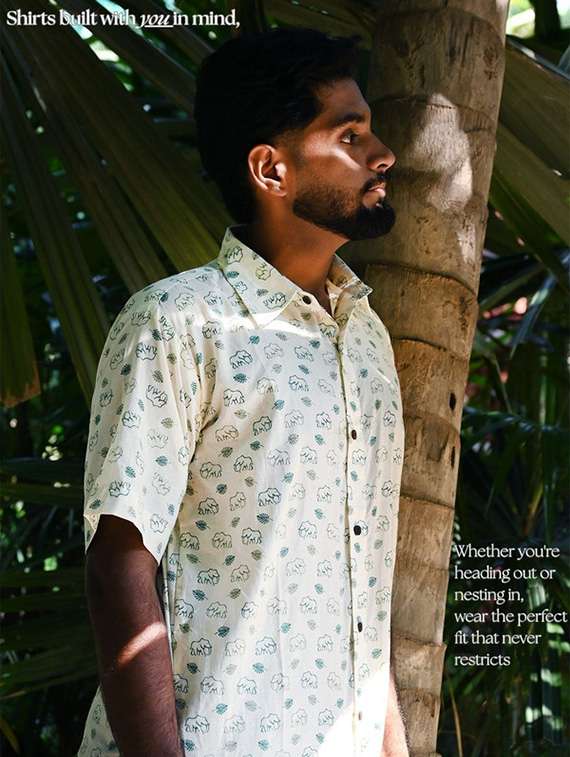 men printed short sleeve regular fit casual shirt - 22157071 -  Standard Image - 3