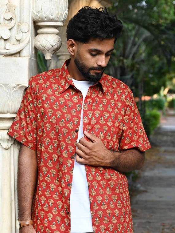 men printed short sleeve regular fit casual shirt