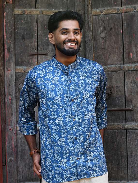 men printed long sleeve regular fit casual shirt - 22157075 -  Zoom Image - 0