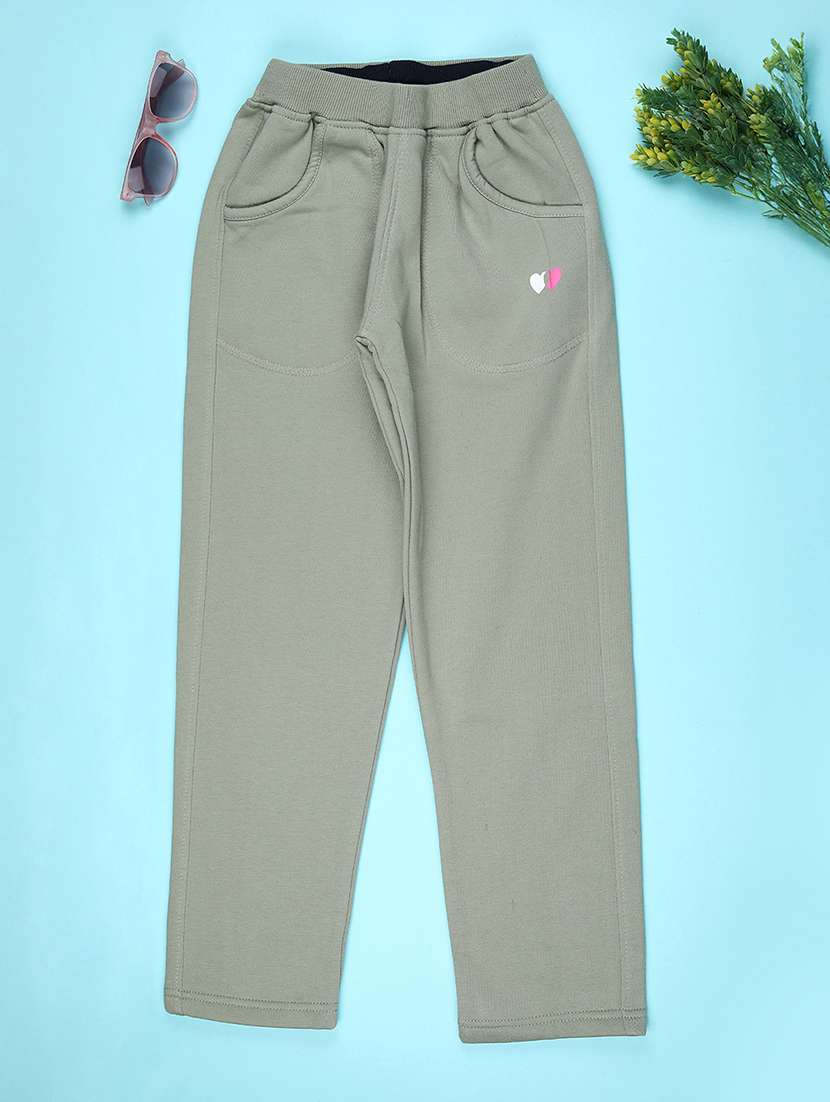 girls solid mid rise track pant