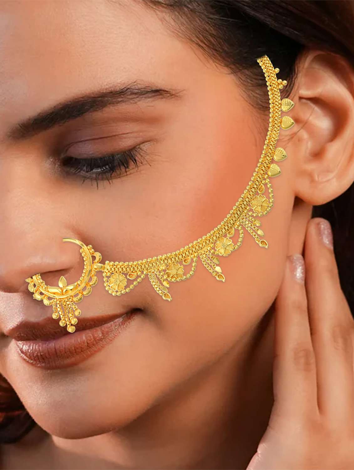 gold plated traditional nath 
