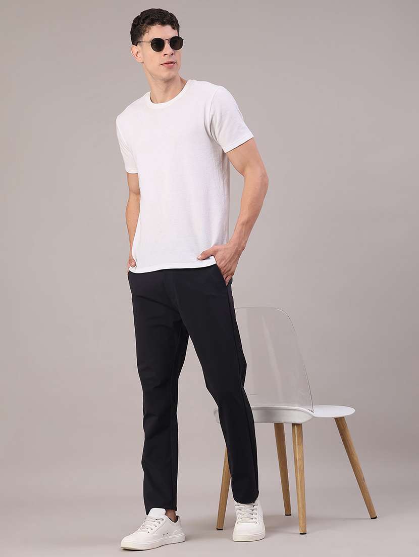 men solid mid rise slim fit chinos  - 22158509 -  Standard Image - 5